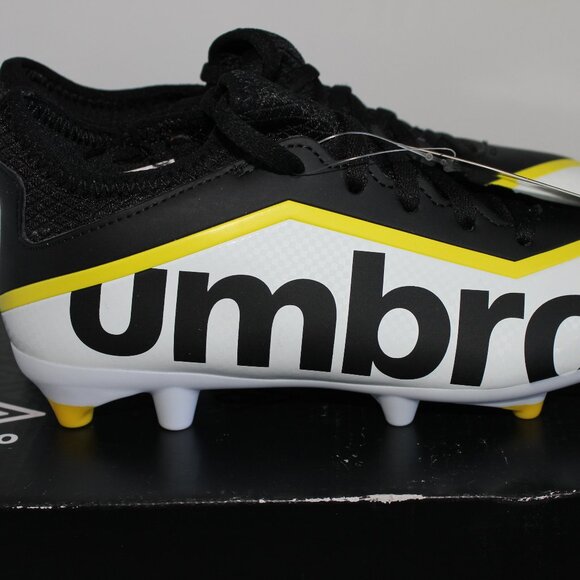 Umbro Pivot Soccer Futbal Sports Cleats Youth Unisex Size 1 Youth Black & White - Picture 6 of 12